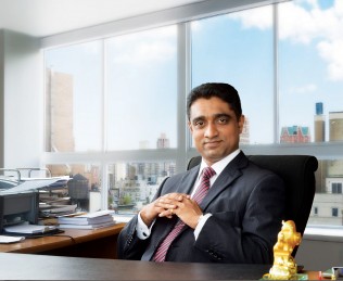 PHOTO - Dr. Dayan Rajapakse, Chairman Managing Director of ESOFT